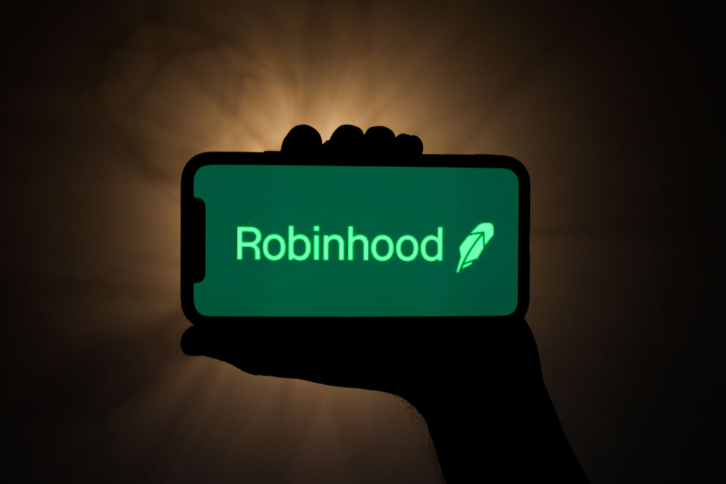 Robinhood Stock After HOOD Summit: AI Agents, 24/7 Weekend…