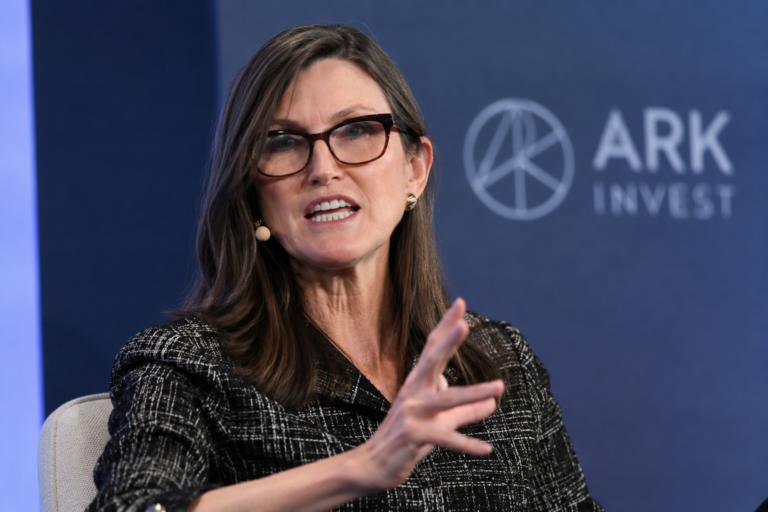 Why is Cathie Wood buying Meta stock and selling Alphabet shares?
