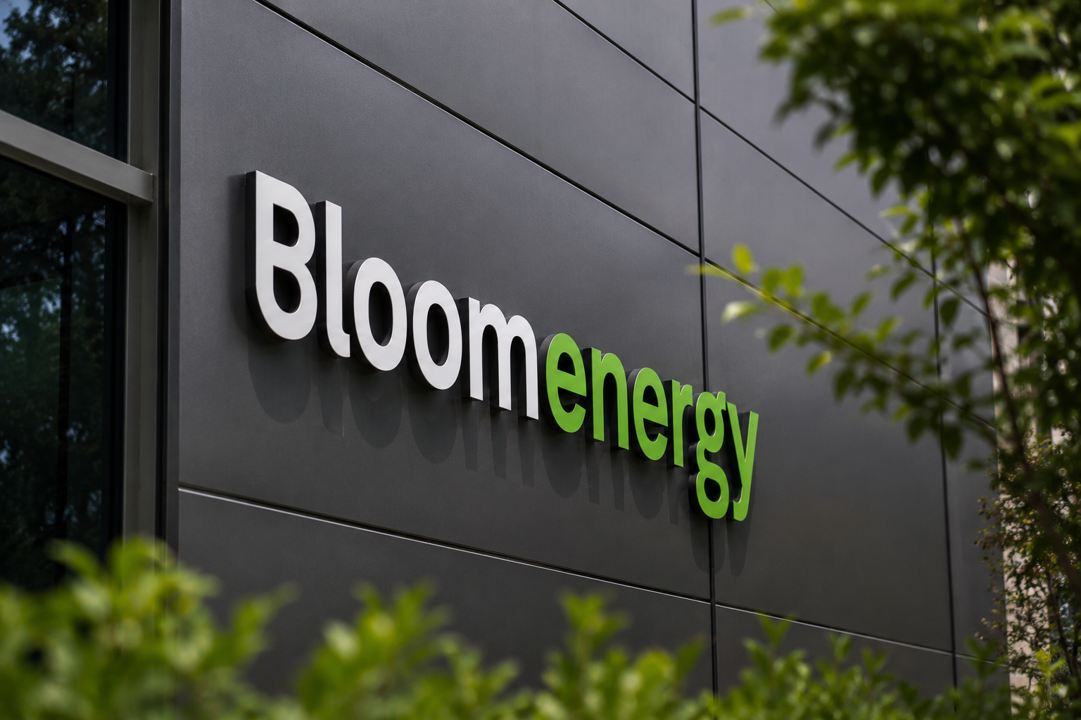 Bloom Energy stock braces for volatility as Q3 earnings loom: will it rebound?